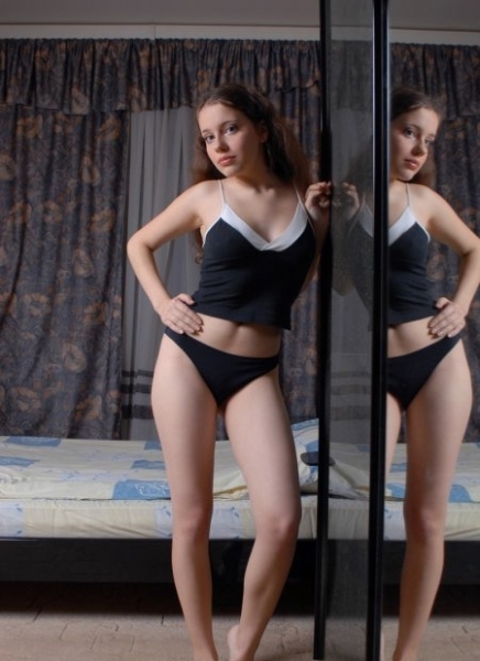 Искусительная и загадочная красавица приглашает тебя окунуться в мир страсти и наслаждения. Приезжай, не пожалеешь! 18655, 21 год